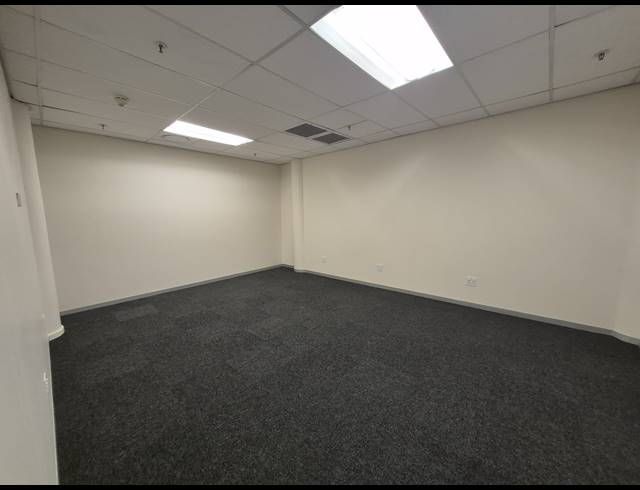 222M² OFFICE TO LET IN SANDTON CENTRAL